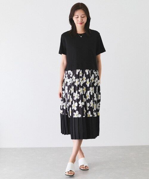 Jayro（ジャイロ）の「花柄ドッキング半袖ワンピース（ワンピース・レディース・ブラック系・F）」の5枚目の写真