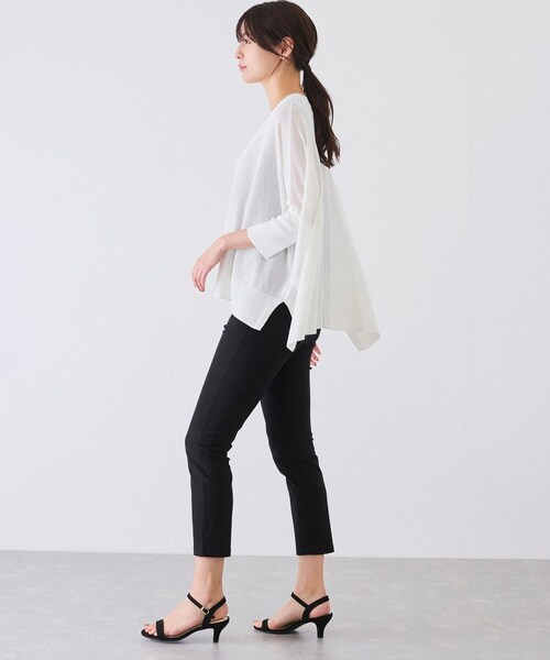 Jayro(ジャイロ)の「UVサラサラボックスシルエット前後差カーディガン(カーディガン/ボレロ・レディース・ブラック/ブラック系/ホワイト/ベージュ/ブルー/ピンク/キャメル/オレンジ・F)」の12枚目の写真