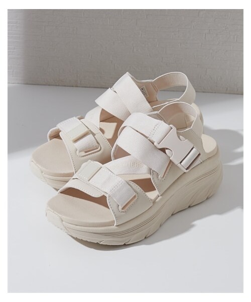 SKECHERS（スケッチャーズ）DLUX WALKER