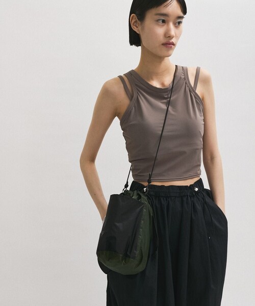 ADAM ET ROPE'（アダムエロペ）の「【公式サイト・実店舗限定】【Speedo×ADAM ET ROPE'】Water Proof Purse Bag（ショルダーバッグ・レディース・ブラック/カーキ/オレンジ・F）」の7枚目の写真