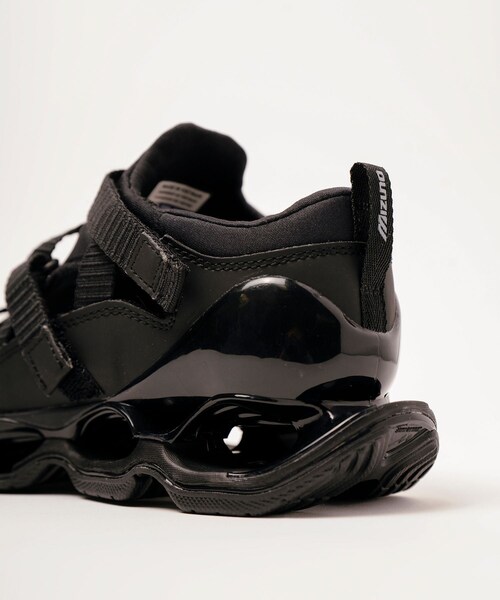 ADAM ET ROPE'(アダムエロペ)の「【MIZUNO/ミズノ】WAVE PROPHECY STRAP(その他シューズ・メンズ・ブラック/ブラック系・26.0/27.0/28.0)」の18枚目の写真