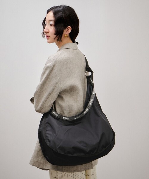 ADAM ET ROPE'(アダムエロペ)の「【LeSportsac for ADAM ET ROPE'】Exclusive Large Sportsac LT(ショルダーバッグ・レディース・ブラック・F)」の7枚目の写真