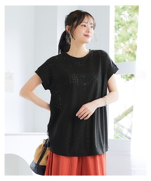 nissen（ニッセン）の「＜大きいサイズ＞カットレースバックギャザートップス（Tシャツ/カットソー・レディース・オフホワイト/ダークミント/黒/ブルー・L~LL/3L~4L/5L~6L/8L/10L）」の21枚目の写真