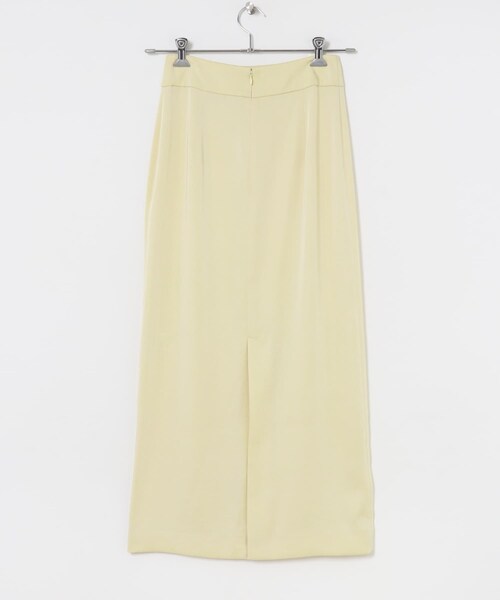 URBAN RESEARCH（アーバンリサーチ）の「ストレートサテンスカート（スカート・レディース・OFF/BLACK・36/38）」の5枚目の写真