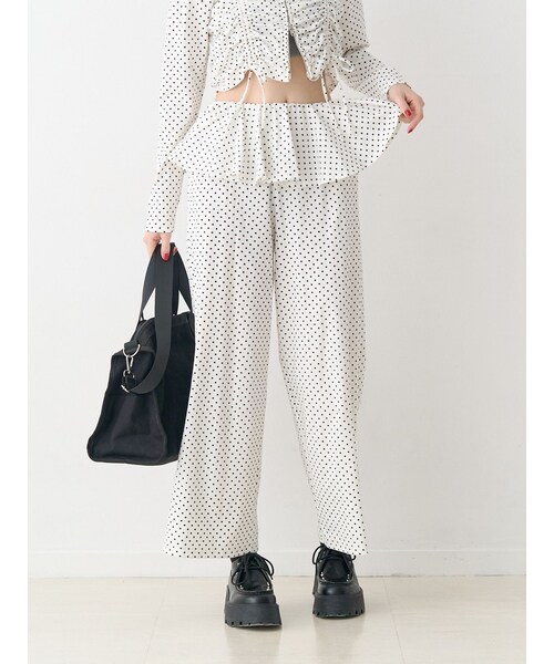 jouetie（ジュエティ）の「スカートドッキングカットパンツ【セットアップ対応】（その他パンツ・レディース・ミックス/オフホワイト/グレー/ネイビー・M）」の3枚目の写真