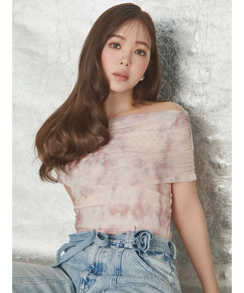 CALNAMUR（カルナムール）の「アブストラクトパターンチュールオフショル（キャミソール・レディース・ピンク/ベージュ・F）」の5枚目の写真