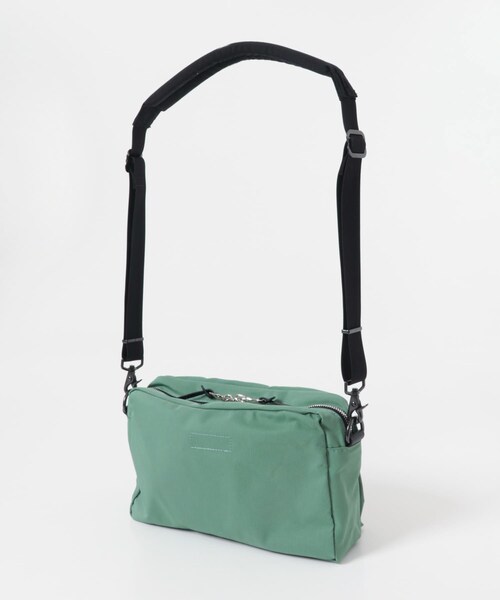 URBAN RESEARCH DOORS(アーバンリサーチドアーズ)の「STANDARD SUPPLY WEEKEND SHOULDER(ショルダーバッグ・メンズ・MINTGREEN・One)」の4枚目の写真