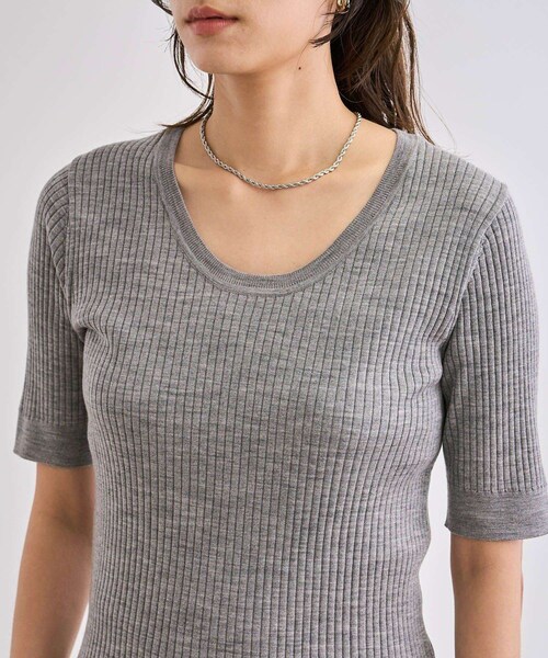 ROPE'(ロペ)の「ワイドリブラウンドネック スーパーメリノウール ニット/イージーケア(ニット/セーター・レディース・ブラック/グレー/オフホワイト・F)」の20枚目の写真