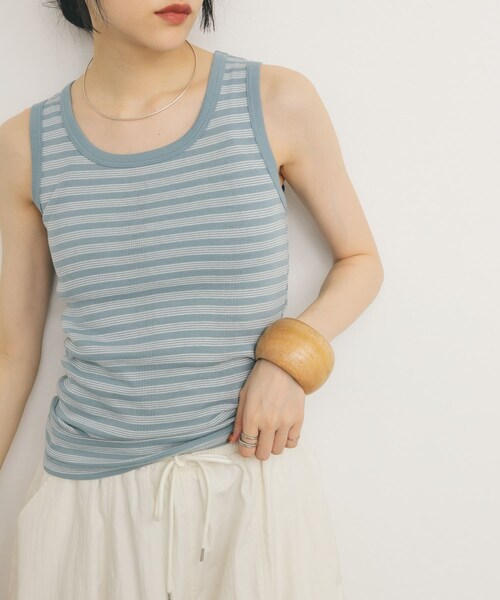 KBF（ケイビーエフ）の「Miller　Panel ribbed tank top（タンクトップ・レディース・WHT×GN/WHT×NR/BLU×W2/BRN×NV・FREE）」の20枚目の写真