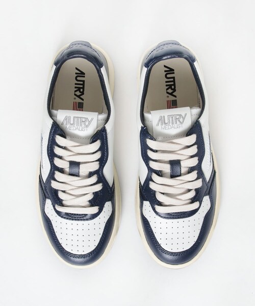 URBAN RESEARCH（アーバンリサーチ）の「AUTRY　Medalist（スニーカー・レディース・WHT/BLUE・37/38/39）」の5枚目の写真