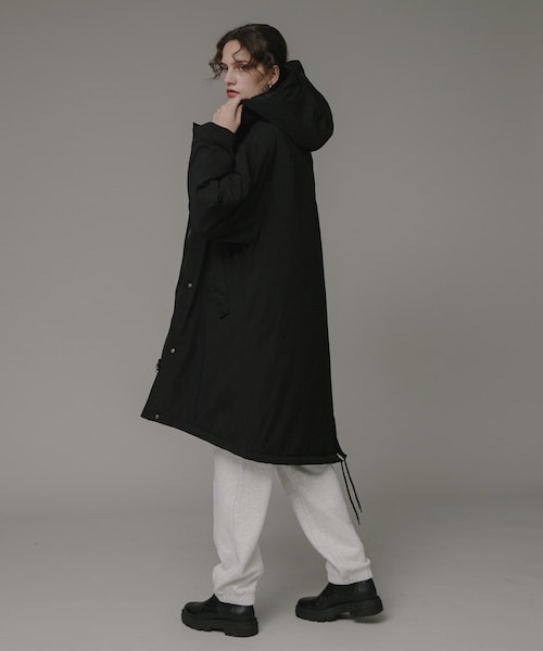 フーデッド中綿コート