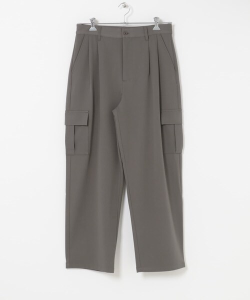 ITEMS URBANRESEARCH(アイテムズ アーバンリサーチ)の「TRテーパードクリーンカーゴパンツ(その他パンツ・メンズ・BLACK/OLIVE GRAY/MOCHA BRN・M/L)」の19枚目の写真