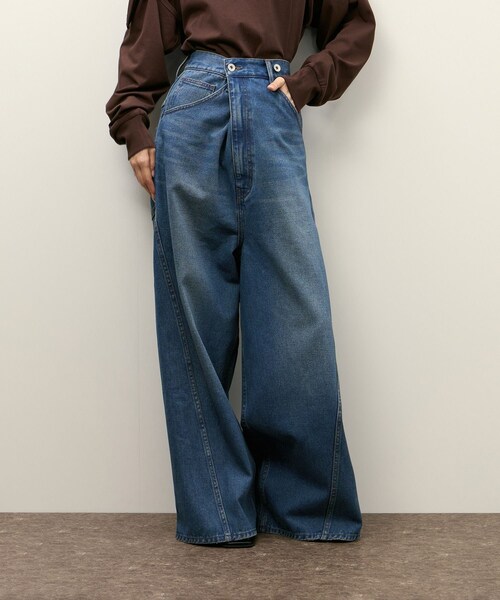 ADAM ET ROPE'(アダムエロペ)の「【サステナブル】2WAYデニムサロペット(サロペット/オーバーオール・レディース・ブラック/ブルー・36/38)」の15枚目の写真