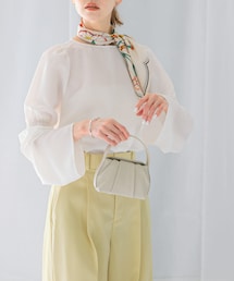 シャーリングベルスリーブブラウス