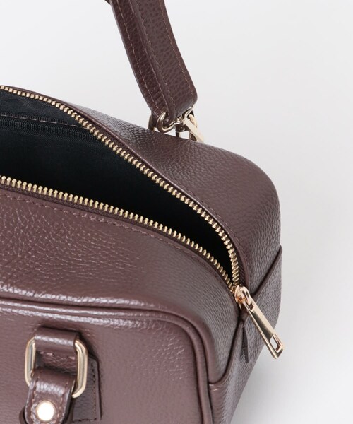 URBAN RESEARCH（アーバンリサーチ）の「レザースクエアボストンバッグ（ハンドバッグ・レディース・BLACK/CHOCOLATE・-）」の10枚目の写真