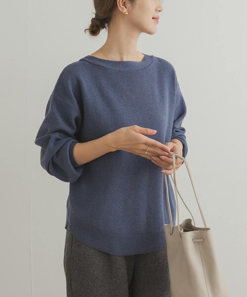 URBAN RESEARCH DOORS（アーバンリサーチドアーズ）の「コットンウールボートネックニット（ニット/セーター・レディース・BLUE/CHARCOAL/GOLD・Free）」の19枚目の写真