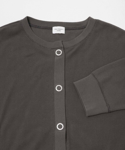 URBAN RESEARCH DOORS（アーバンリサーチドアーズ）の「ライトタックフライスカーディガン（カーディガン/ボレロ・レディース・NATURAL/L.BLUE/CHARCOAL・Free）」の12枚目の写真