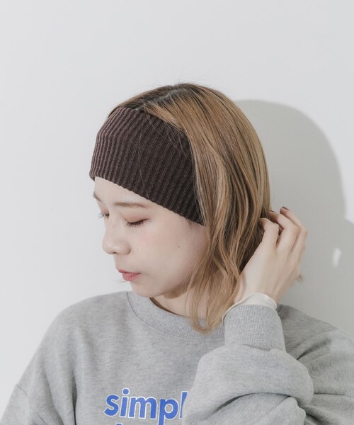 SMELLY（スメリー）の「リブニットワイドヘアバンド（ヘアバンド・レディース・BLK/DBR・-）」の13枚目の写真