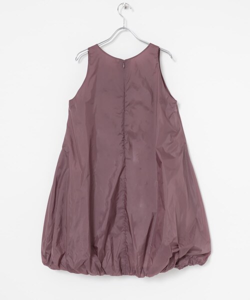 URBAN RESEARCH（アーバンリサーチ）の「AMOMENTO　NYLON VOLUME MINI DRESS（ワンピース・レディース・BLACK/PURPLE・0）」の10枚目の写真