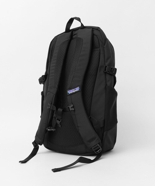 URBAN RESEARCH DOORS（アーバンリサーチドアーズ）の「patagonia　Refugio Pack 28L（バックパック/リュック・メンズ・TXTG/BLK/CACL・FREE）」の6枚目の写真