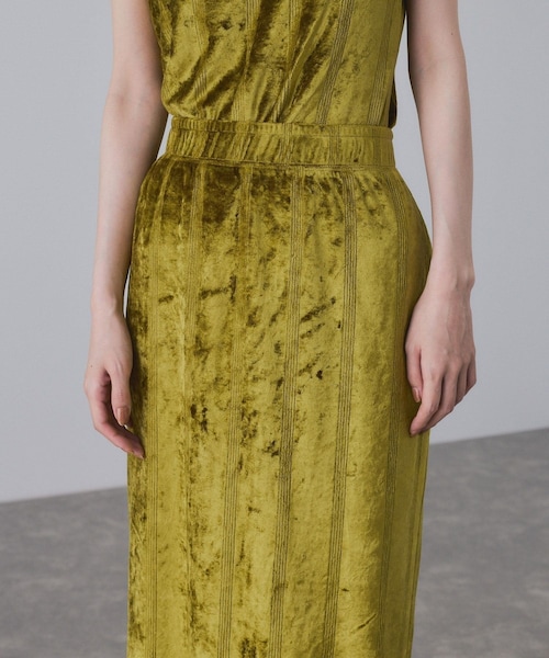 ADAM ET ROPE'（アダムエロペ）の「【Miller for ADAM ET ROPE'】別注 ベロアSkirt（スカート・レディース・グリーン/ネイビー・F）」の14枚目の写真