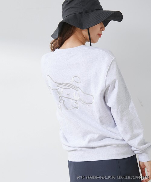 ROPE'(ロペ)の「【シナモロールコレクション】バック刺繍トレーナー(スウェット・レディース・グレー/ネイビー/イエロー・M/S)」の4枚目の写真