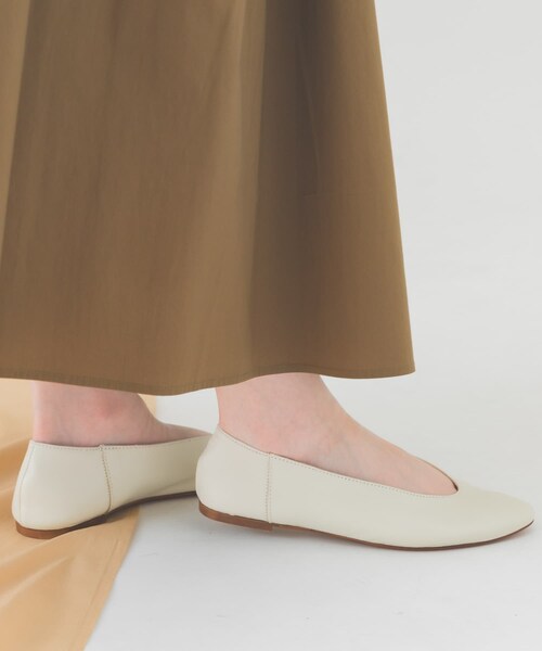 RODE SKO（ロデスコ）の「SOFI　SOFI FLAT SHOES（パンプス・レディース・GREEN/IVORY/CAMEL・36/37/38）」の8枚目の写真