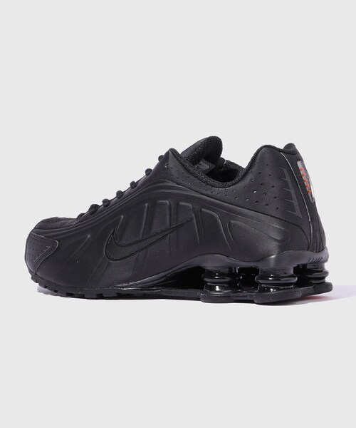 ADAM ET ROPE'（アダムエロペ）の「【NIKE/ナイキ】SHOX R4 AR3565（スニーカー・メンズ・ブラック・26.0/27.0/28.0/29.0）」の7枚目の写真