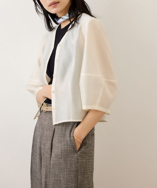 ROPE'(ロペ)の「ランタンスリーブシルクライクブラウス/イージーケア(シャツ/ブラウス・レディース・スミクロ/オフホワイト/ブルー・F)」の20枚目の写真