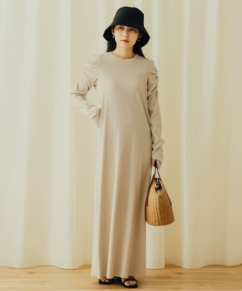 SENSE OF PLACE by URBAN RESEARCH（センスオブプレイスバイアーバンリサーチ）の「ボリュームスリーブアイラインカットワンピース（ワンピース・レディース・GREIGE/LILAC/BLACK・one/COMPACT）」の18枚目の写真