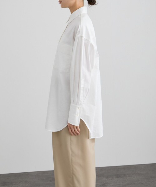 ADAM ET ROPE'(アダムエロペ)の「オーバーダイコットンサテンシャツ(シャツ/ブラウス・レディース・ホワイト/サックス・F)」の19枚目の写真