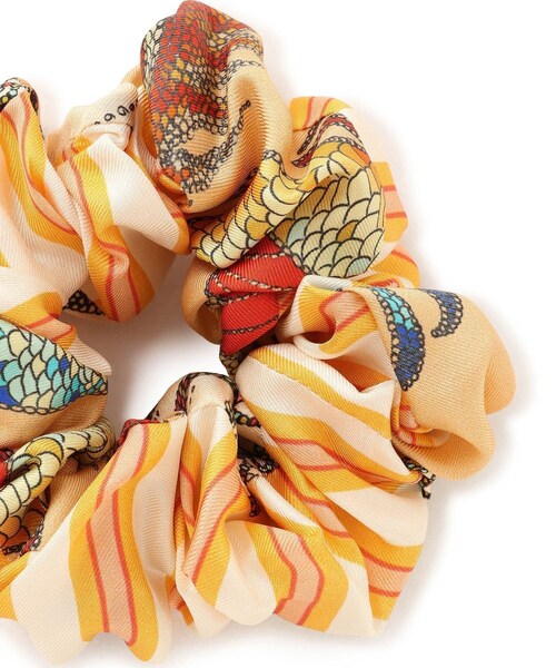 ADAM ET ROPE'(アダムエロペ)の「【LA PRESTIC OUISTON】CHOUCHOU HAIR TIE シュシュ(シュシュ・レディース・ブラック系/キャメル系/オレンジ系・F)」の8枚目の写真