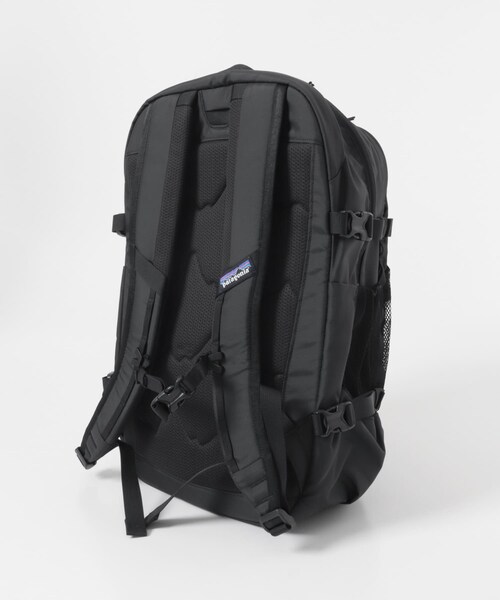 URBAN RESEARCH DOORS(アーバンリサーチドアーズ)の「patagonia REFUGIO DAY PACK 30L(バックパック/リュック・メンズ・BLK/CVGR・One)」の5枚目の写真