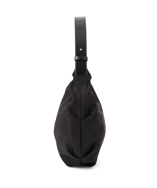 ADAM ET ROPE'（アダムエロペ）の「【NOTHING WRITTEN（ナッシングリトゥン）】HT NYLON SHOULDER BAG（ショルダーバッグ・レディース・ブラック/ホワイト系・F）」の17枚目の写真
