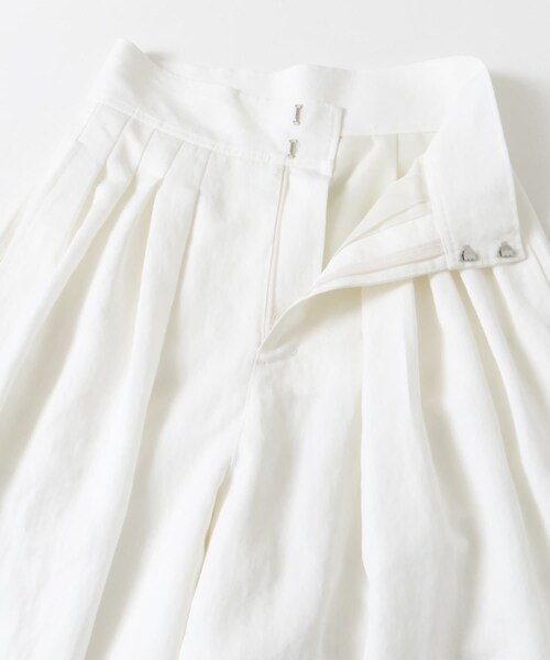 URBAN RESEARCH ROSSO（アーバンリサーチロッソ）の「ライトタックパンツ（その他パンツ・レディース・L.GRAY/OFF WHITE・36/38）」の8枚目の写真