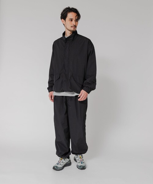 URBAN RESEARCH（アーバンリサーチ）の「NYLON SHORT MODS BLOUSON（テーラードジャケット・メンズ・BLACK/GREIGE・M/L）」の9枚目の写真