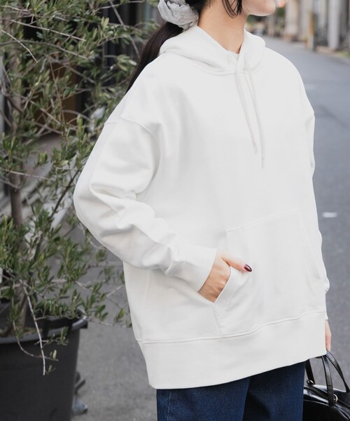 URBAN RESEARCH DOORS(アーバンリサーチドアーズ)の「FORK&SPOON クリア裏毛フーディースウェット(パーカー・レディース・OATMEAL/OFF・1)」の21枚目の写真