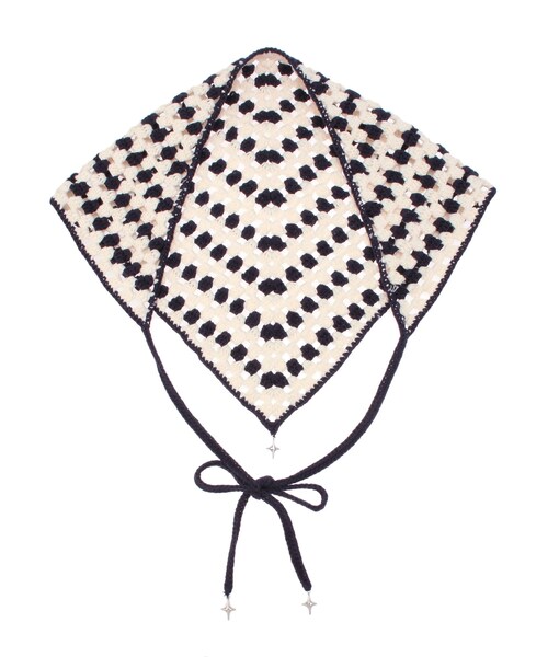 EMODA（エモダ）の「クロシェチャームバンダナ（マフラー・レディース・ホワイト/ブラック/レッド/ライトミックス・F）」の11枚目の写真