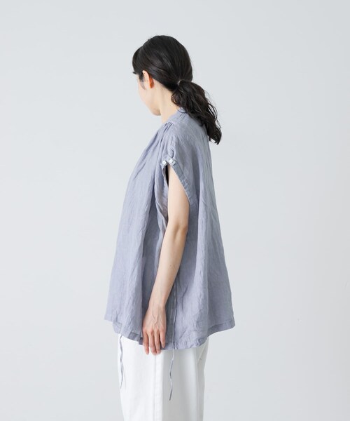 かぐれ（カグレ）の「Vlas Blomme　2WAYケープブラウス（シャツ/ブラウス・レディース・L BEIGE/BLUE GRAY・Free）」の13枚目の写真