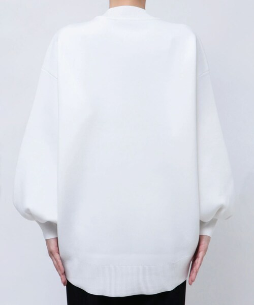 URBAN RESEARCH ROSSO（アーバンリサーチロッソ）の「ELENDEEK　FORM SLEEVE OVER KNIT（ニット/セーター・レディース・YLW/OWHT/BLACK/PPL・FREE）」の11枚目の写真