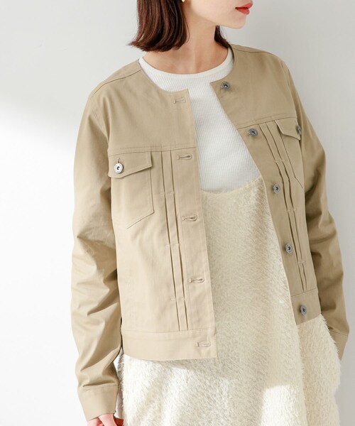 URBAN RESEARCH Sonny Label（アーバンリサーチサニーレーベル）の「ナチュラルストレッチノーカラーコットンジャケット（ノーカラージャケット・レディース・アイボリー/ブルーグレー/ベージュ・FREE）」の18枚目の写真