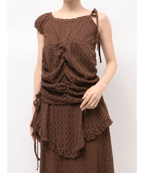 CALNAMUR（カルナムール）の「アシメスリーブレーストップス（タンクトップ・レディース・グレー/アイボリー/イエロー/ブルー/ブラウン・F）」の21枚目の写真