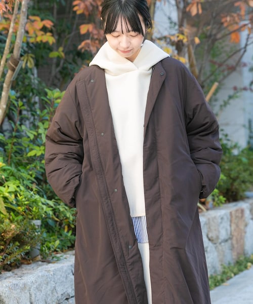EKAL（エカル）の「『UR TECH』中綿 ノーカラーコート（その他アウター・レディース・ダークブラウン/モカ/チャコール・one）」の3枚目の写真