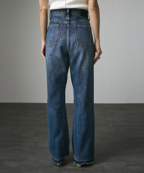 ADAM ET ROPE'(アダムエロペ)の「COTTON USAセミフレアデニム 4(デニムパンツ・レディース・ブルー系/サックス・M/S/XS)」の15枚目の写真