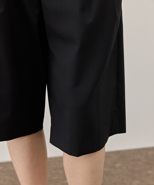 ADAM ET ROPE'（アダムエロペ）の「【サステナブル】アジャストハーフパンツ（その他パンツ・レディース・ブラック/ブラウン系・36/38）」の20枚目の写真