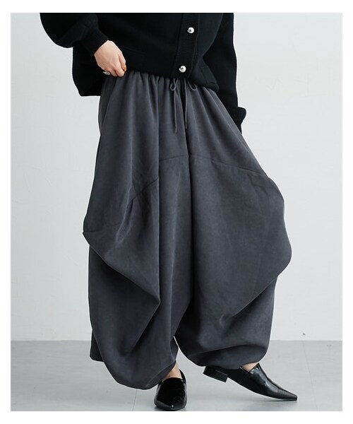 nissen（ニッセン）の「ツイル起毛ゆったりサイズ変形タックサルエルパンツ　［Soiunique］（パンツ・レディース・ブラック/チャコール/カーキ・1(M~L)/2(L~LL)/M/L）」の13枚目の写真