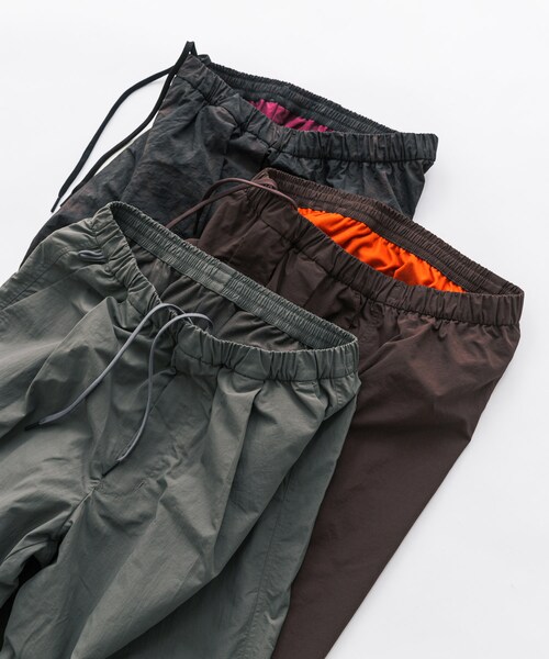EKAL（エカル）の「『URTECH』ナイロンタッサーウォームトラウザー（その他パンツ・メンズ・グラファイト/レイクウッド/ブラウン・M/L）」の21枚目の写真