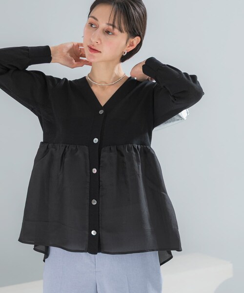 URBAN RESEARCH ROSSO（アーバンリサーチロッソ）の「『WEB限定』ドッキングペプラムカーディガン（ニット/セーター・レディース・SAX/BLACK/MUSCAT/WHITE・Free）」の16枚目の写真