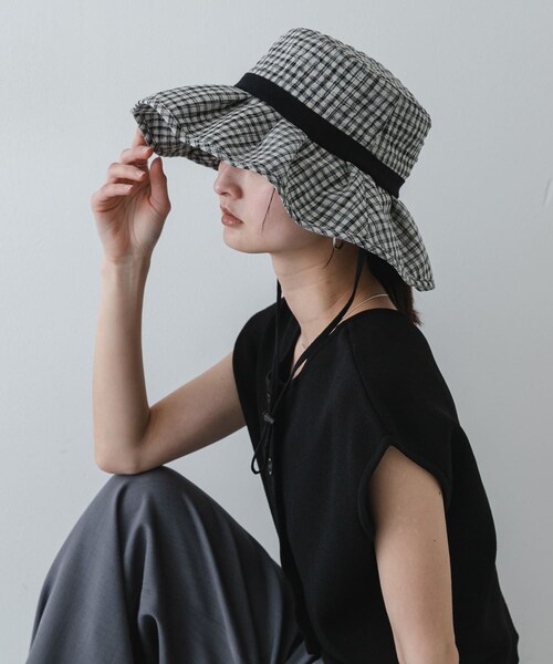 SENSE OF PLACE by URBAN RESEARCH（センスオブプレイスバイアーバンリサーチ）の「ジュートライクフリルハット（ハット・レディース・BLACK/BEIGE/BLK×WHT・One）」の2枚目の写真