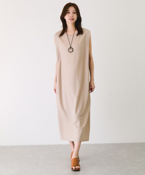 Jayro（ジャイロ）の「カノコ肩タックフレアワンピース（ワンピース・レディース・ブラック/グレー系/キャメル/イエロー・F）」の2枚目の写真